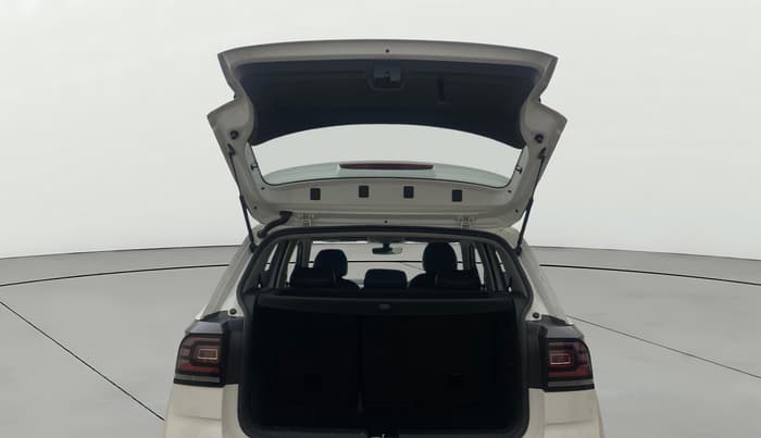 2023 Volkswagen TAIGUN HIGHLINE 1.0 TSI MT, Petrol, Manual, 27,931 km, Boot Open Zoomed View