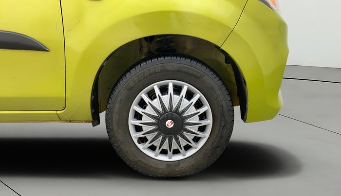 2016 Maruti Alto 800 LXI, Petrol, Manual, 62,813 km, Right Front Wheel