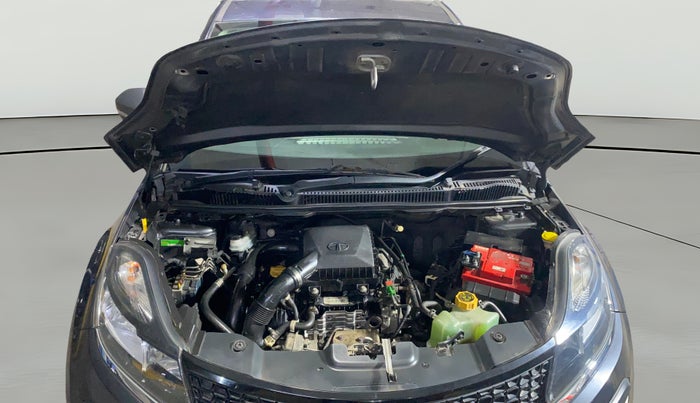 2019 Tata NEXON XM PETROL, Petrol, Manual, 31,721 km, Open Bonet