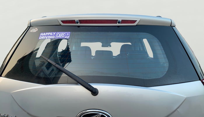 2013 Mahindra XUV500 W8, Diesel, Manual, 85,056 km, Rear Windshield