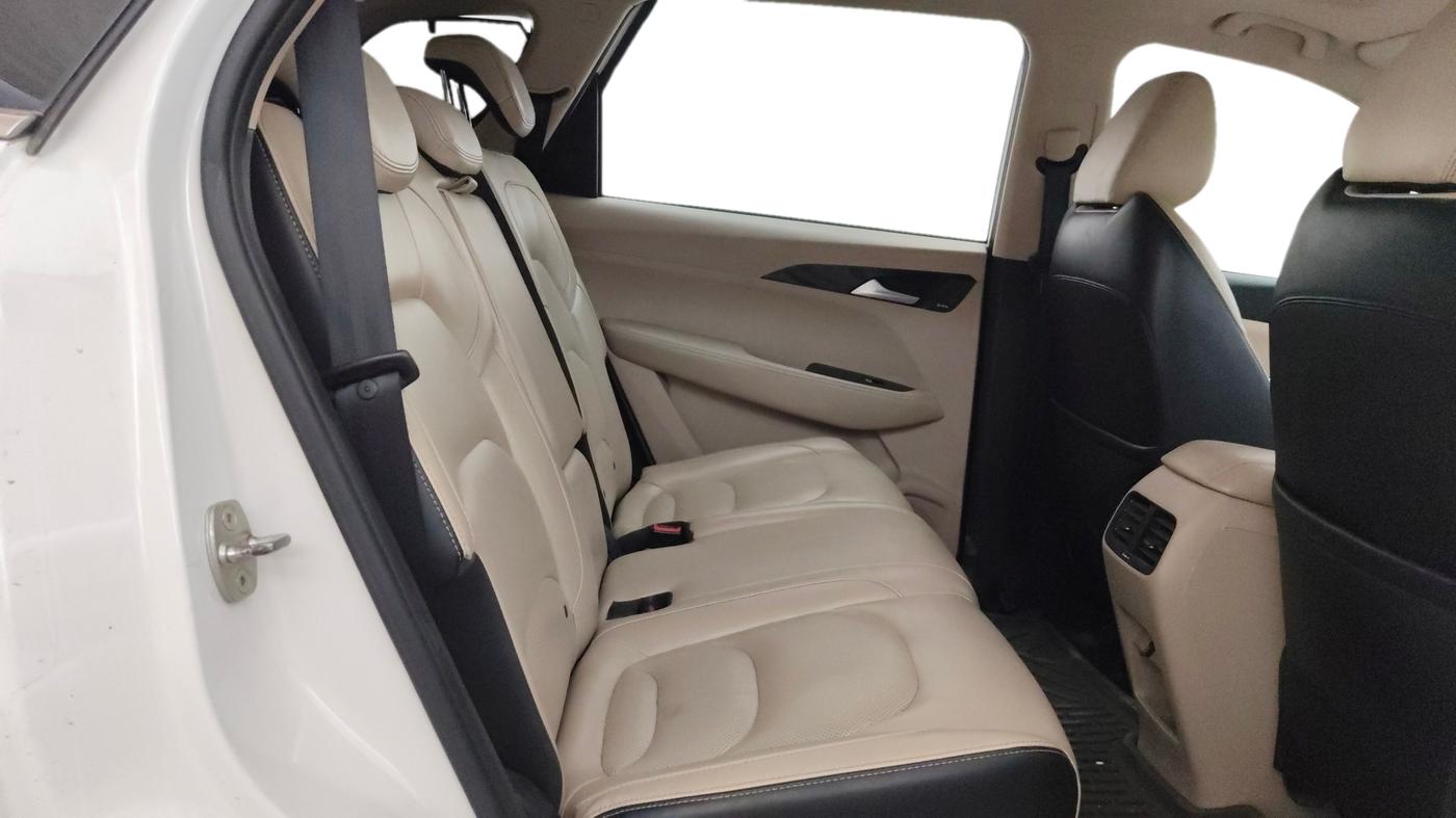 2021 MG HECTOR SHARP 2.0 DIESEL, Diesel, Manual, 1,26,892 km, Right Side Rear Door Cabin
