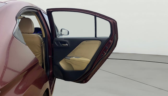 2015 Honda City 1.5L I-DTEC V, Diesel, Manual, 1,06,188 km, RHS Rear Door