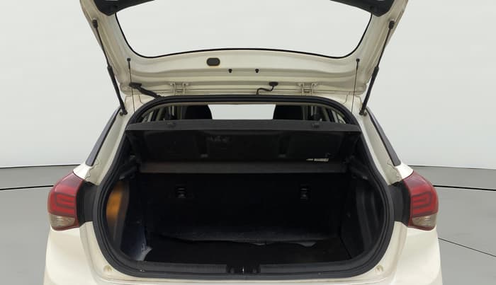 2018 Hyundai Elite i20 ASTA 1.2 (O), Petrol, Manual, 38,072 km, Boot Open Zoomed View