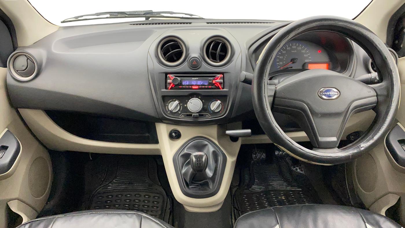 2017 Datsun Go Plus T, Petrol, Manual, 35,646 km, Dashboard