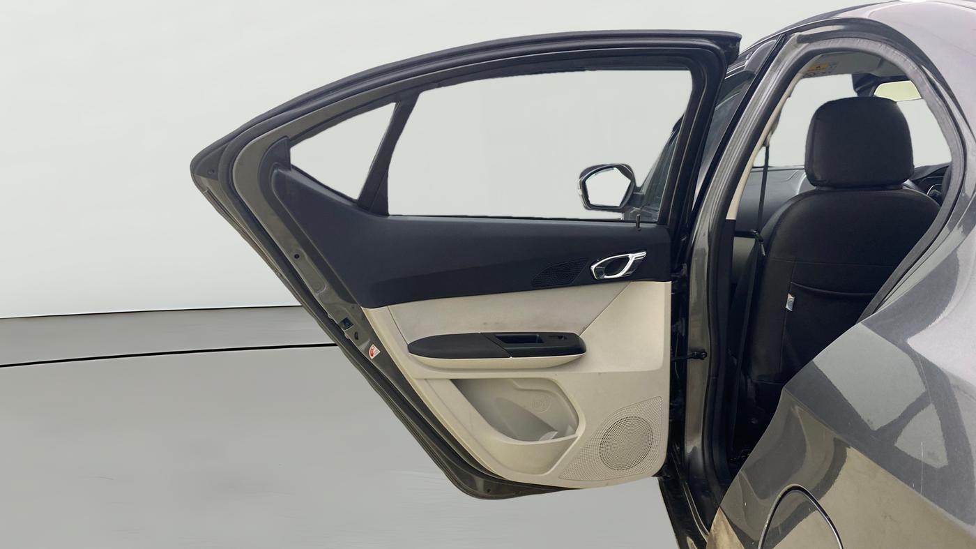 2022 Tata TIGOR XZ PLUS CNG, CNG, Manual, 44,071 km, LHS Rear Door