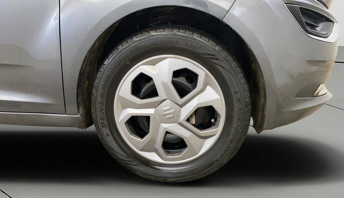 2021 Tata ALTROZ XE PETROL, Petrol, Manual, 42,989 km, Right Front Wheel