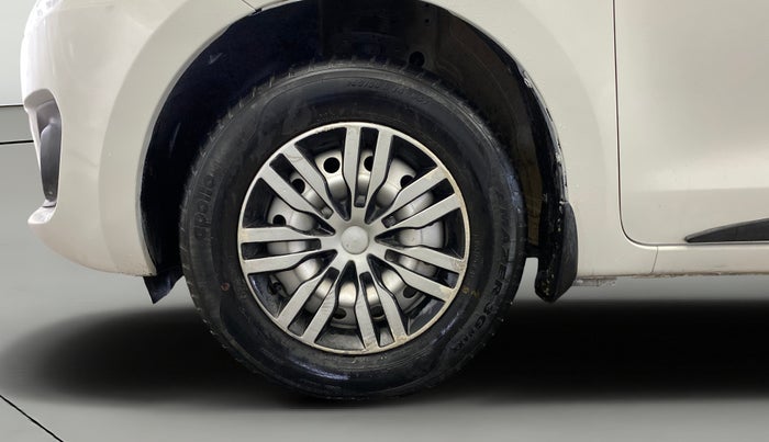 2020 Maruti Swift LXI, Petrol, Manual, 32,769 km, Left Front Wheel