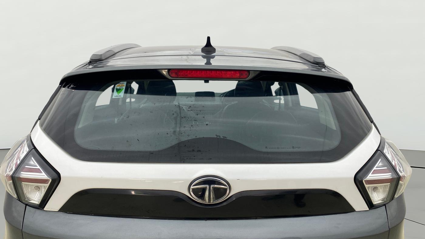 2022 Tata NEXON XMA PLUS SUNROOF PETROL, Petrol, Automatic, 51,038 km, Rear Windshield