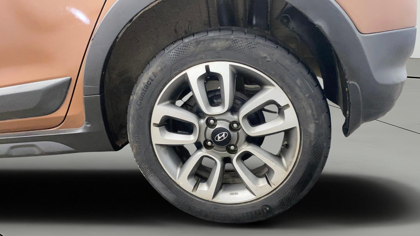 2016 Hyundai i20 Active 1.2 S, Petrol, Manual, 59,577 km, Left Rear Wheel