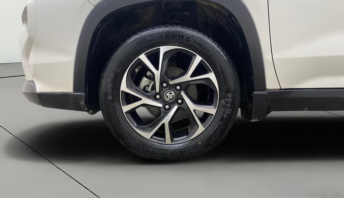 2022 Toyota URBAN CRUISER HYRYDER V HYBRID, Hybrid, Automatic, 62,556 km, Left Front Wheel