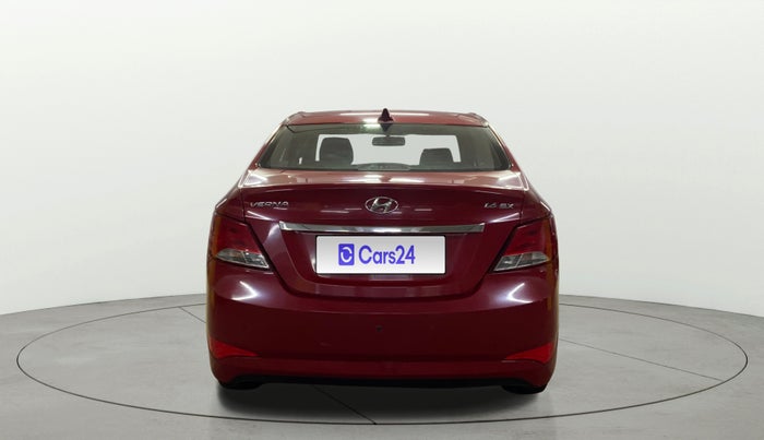 2016 Hyundai Verna 1.6 CRDI SX, Diesel, Manual, 1,02,496 km, Back/Rear