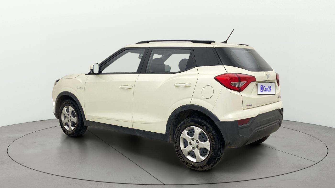2023 Mahindra XUV300 W6 1.2 PETROL AMT, Petrol, Automatic, 13,946 km, Left Back Diagonal