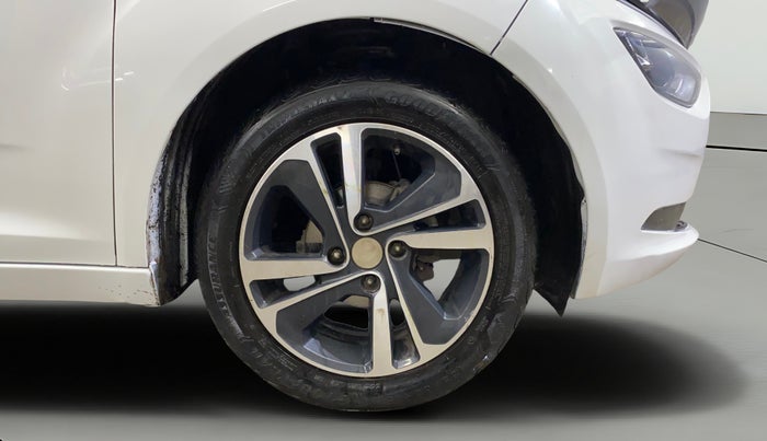 2022 Tata ALTROZ XZ PLUS PETROL, Petrol, Manual, 46,471 km, Right Front Wheel