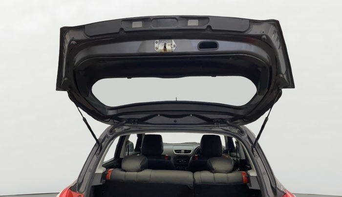 2015 Maruti Swift LXI (O), Petrol, Manual, 69,788 km, Boot Door Open