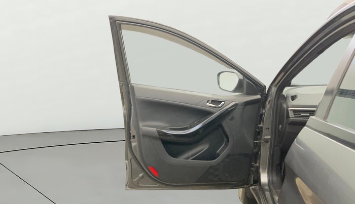 2023 Tata NEXON FEARLESS 1.2 REVOTRON 6 MT DT, Petrol, Manual, 19,601 km, LHS Front Door