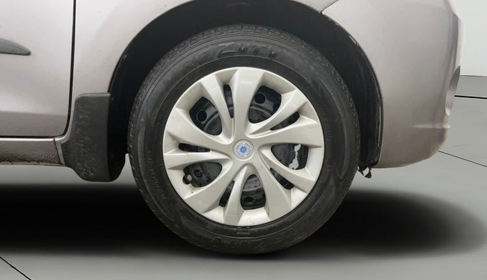 2017 Maruti Celerio VXI, Petrol, Manual, 20,300 km, Right Front Wheel