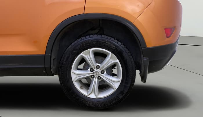 2019 Tata Harrier XZ 2.0L, Diesel, Manual, 1,14,262 km, Left Rear Wheel