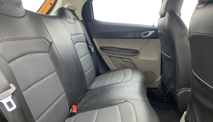 2018 Tata Tiago XZ PETROL, Petrol, Manual, 28,115 km, Right Side Rear Door Cabin