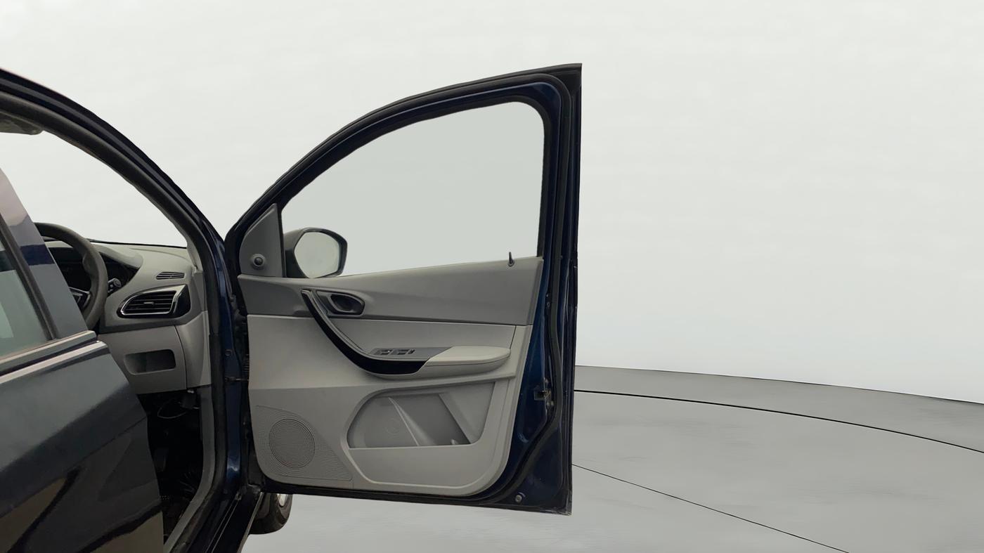 2020 Tata TIGOR XMA PETROL, Petrol, Automatic, 49,262 km, RHS Front Door