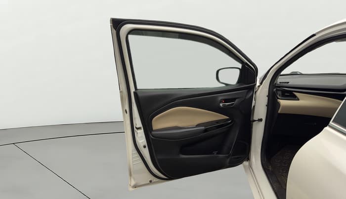 2022 Toyota Glanza V AMT, Petrol, Automatic, 41,044 km, LHS Front Door