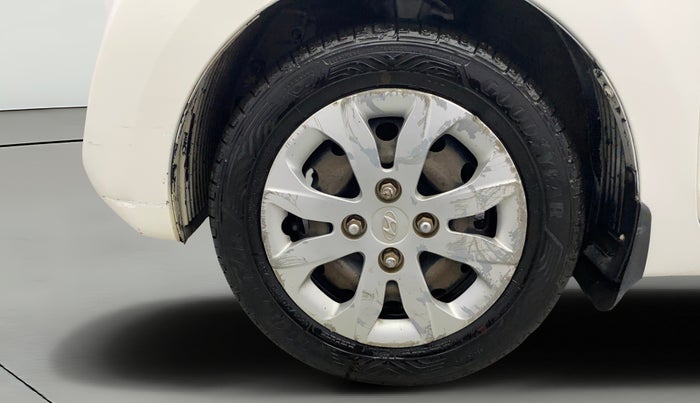 2014 Hyundai Eon MAGNA +, Petrol, Manual, 1,11,302 km, Left Front Wheel