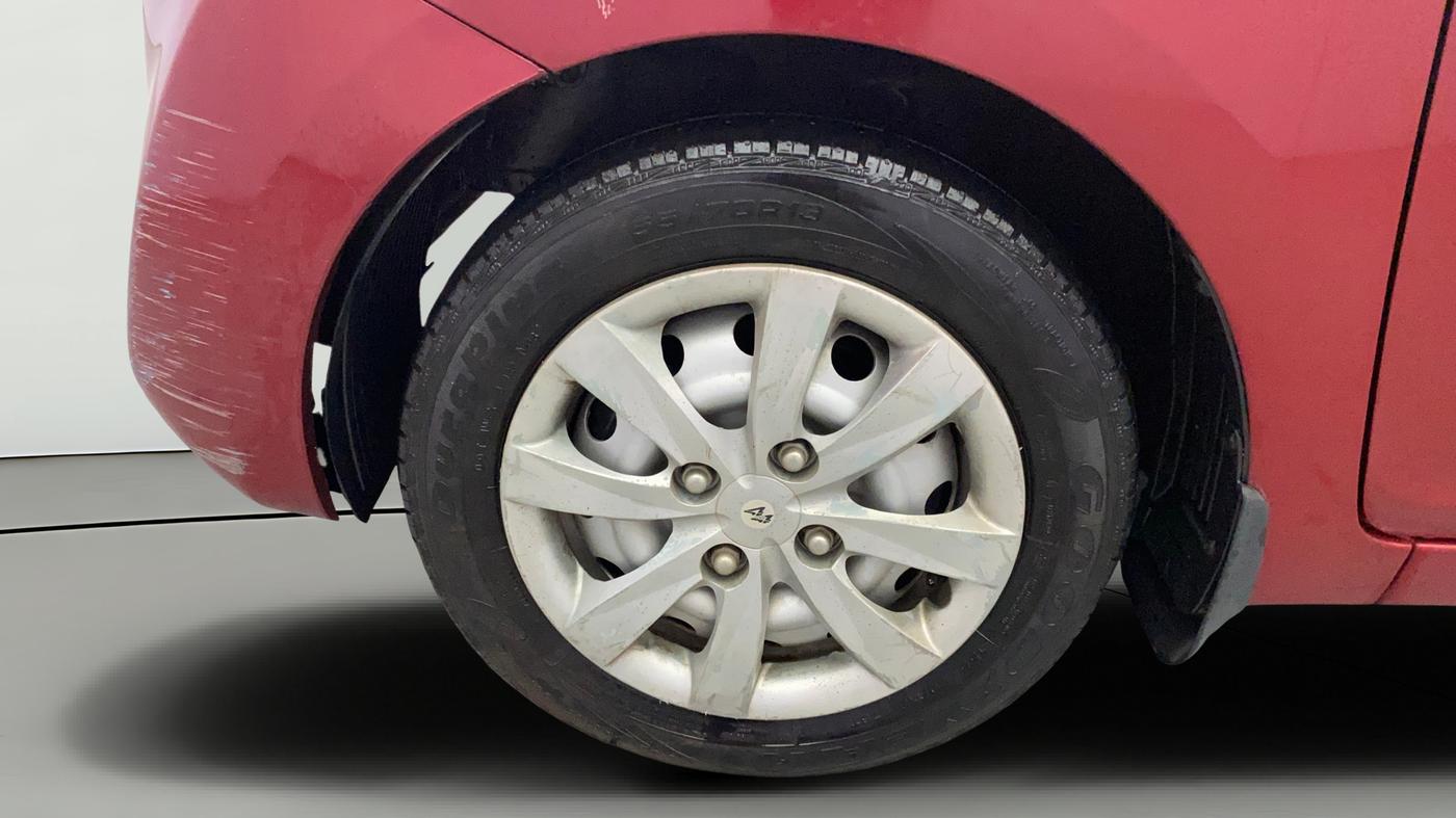 2018 Hyundai Eon ERA +, Petrol, Manual, 16,075 km, Left Front Wheel