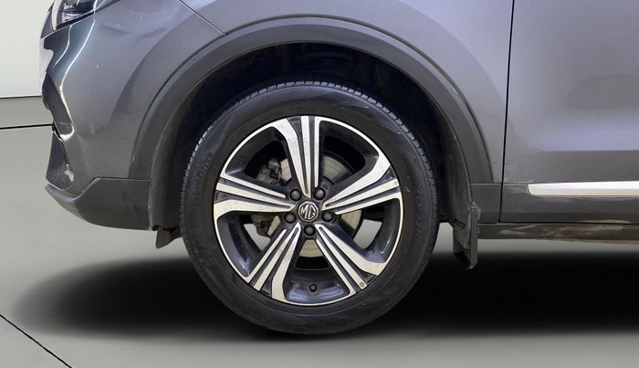 2023 MG ASTOR SAVVY 1.5 CVT, Petrol, Automatic, 17,710 km, Left Front Wheel