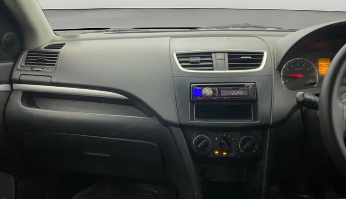 2014 Maruti Swift VXI, Petrol, Manual, 71,357 km, Air Conditioner