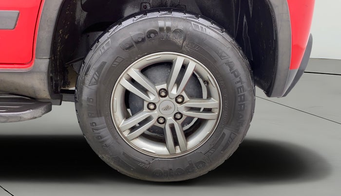 2019 Mahindra TUV300 T10, Diesel, Manual, 90,633 km, Left Rear Wheel