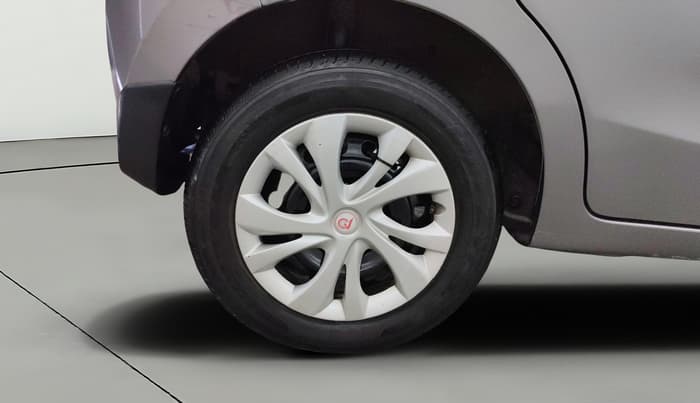 2016 Maruti Celerio VXI CNG, CNG, Manual, 97,934 km, Right Rear Wheel