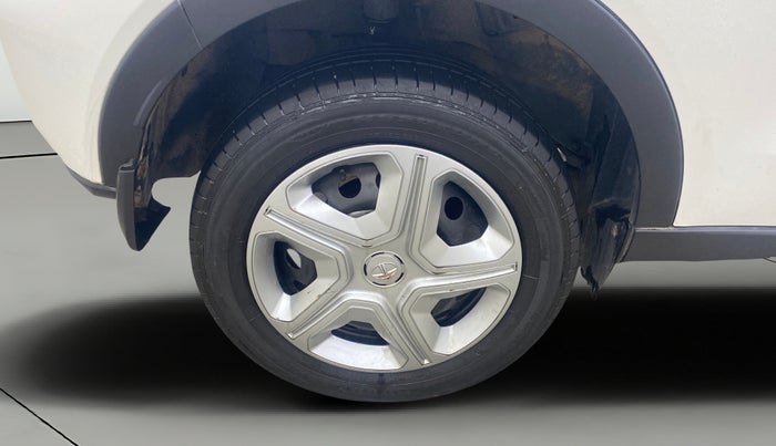 2023 Tata NEXON XM PLUS SUNROOF PETROL, Petrol, Manual, 27,881 km, Right Rear Wheel