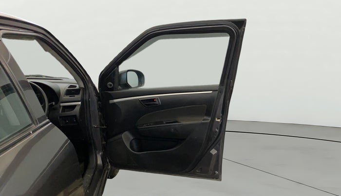 2017 Maruti Swift LXI (O), Petrol, Manual, 60,757 km, RHS Front Door