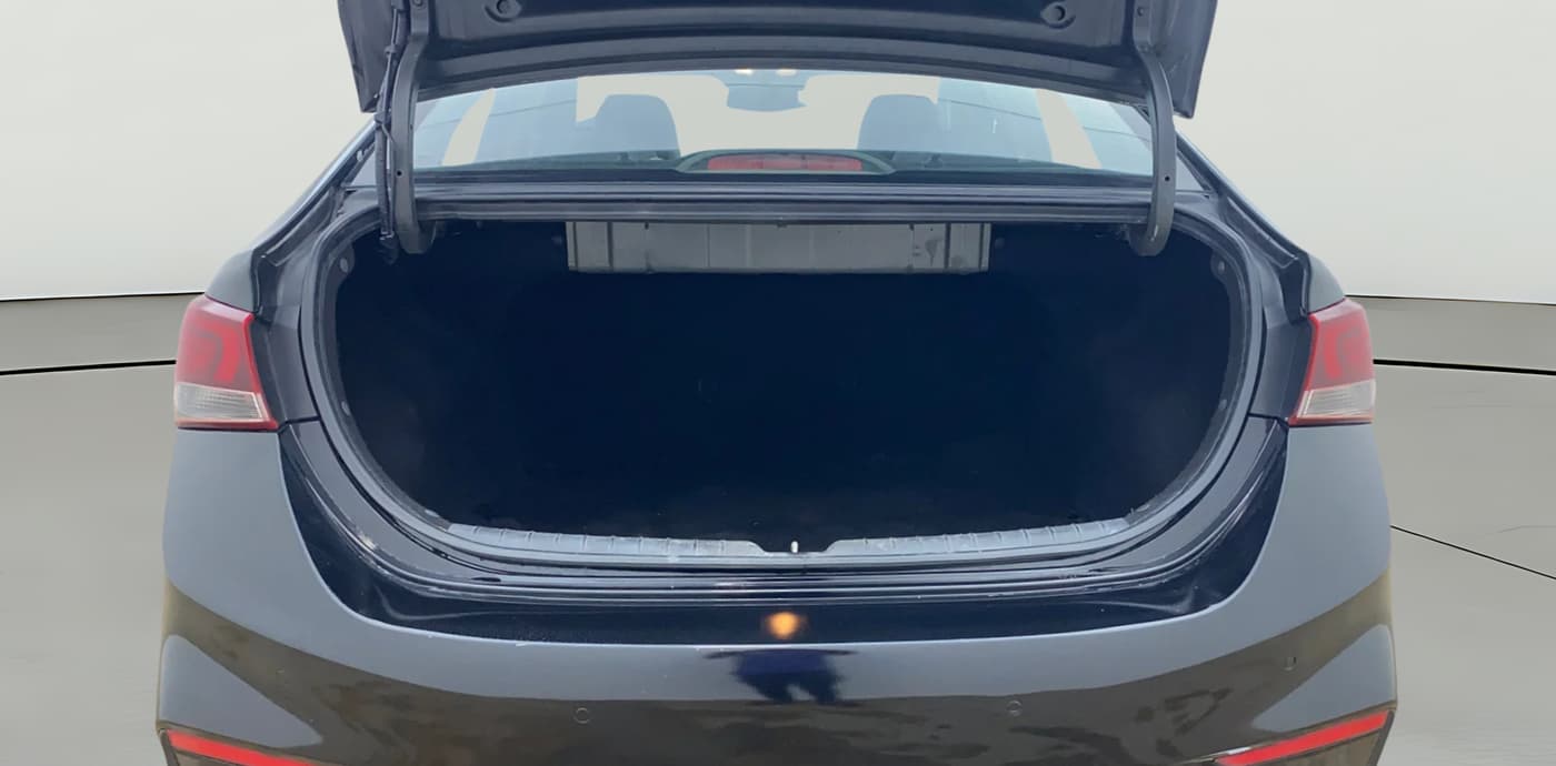 2019 Hyundai Verna 1.6 SX (O) CRDI MT, Diesel, Manual, 68,690 km, Boot Open Zoomed View