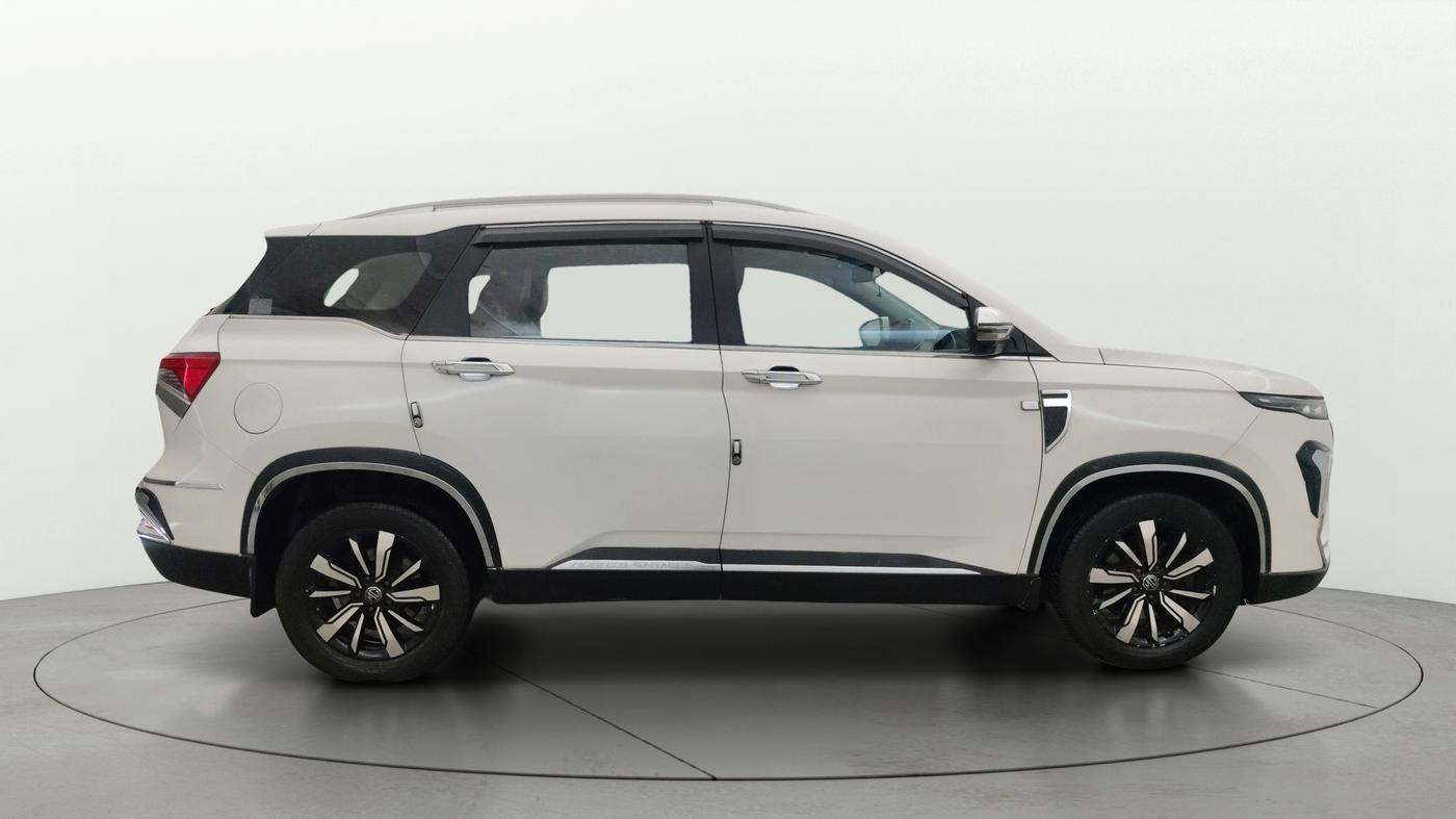 2020 MG HECTOR PLUS SHARP 1.5 PETROL TURBO DCT 6-STR, Petrol, Automatic, 1,09,446 km, Right Side View