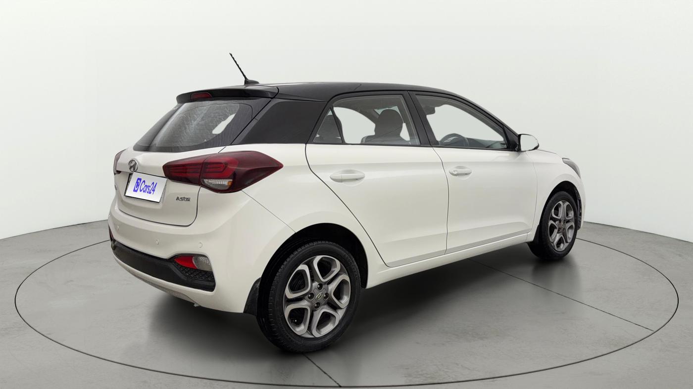 2018 Hyundai Elite i20 ASTA 1.2 DUAL TONE, Petrol, Manual, 66,592 km, Right Back Diagonal