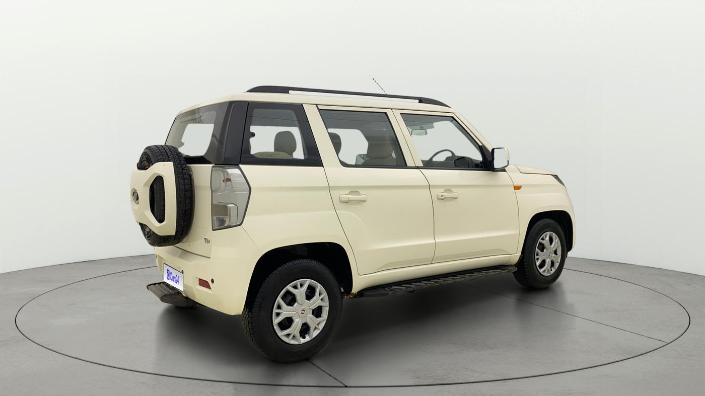 2019 Mahindra TUV300 T6 PLUS, Diesel, Manual, 66,090 km, Right Back Diagonal