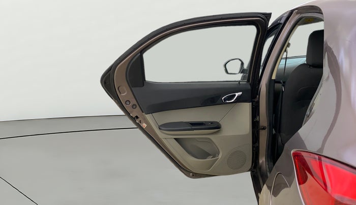 2017 Tata Tiago XZ PETROL, CNG, Manual, 84,453 km, LHS Rear Door