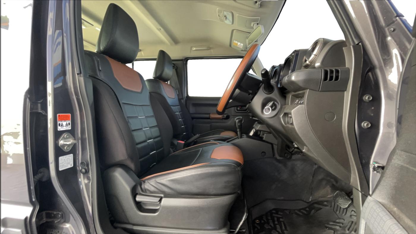 2023 Maruti JIMNY ZETA ALL GRIP PRO AT, Petrol, Automatic, 31,505 km, Right Side Front Door Cabin