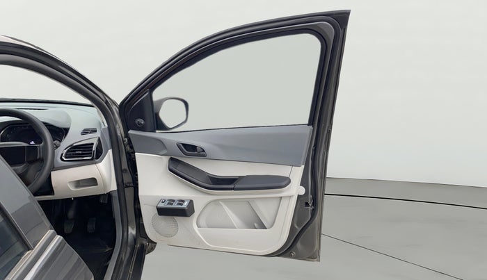 2025 Tata Tiago XE PETROL, Petrol, Manual, 6,079 km, RHS Front Door