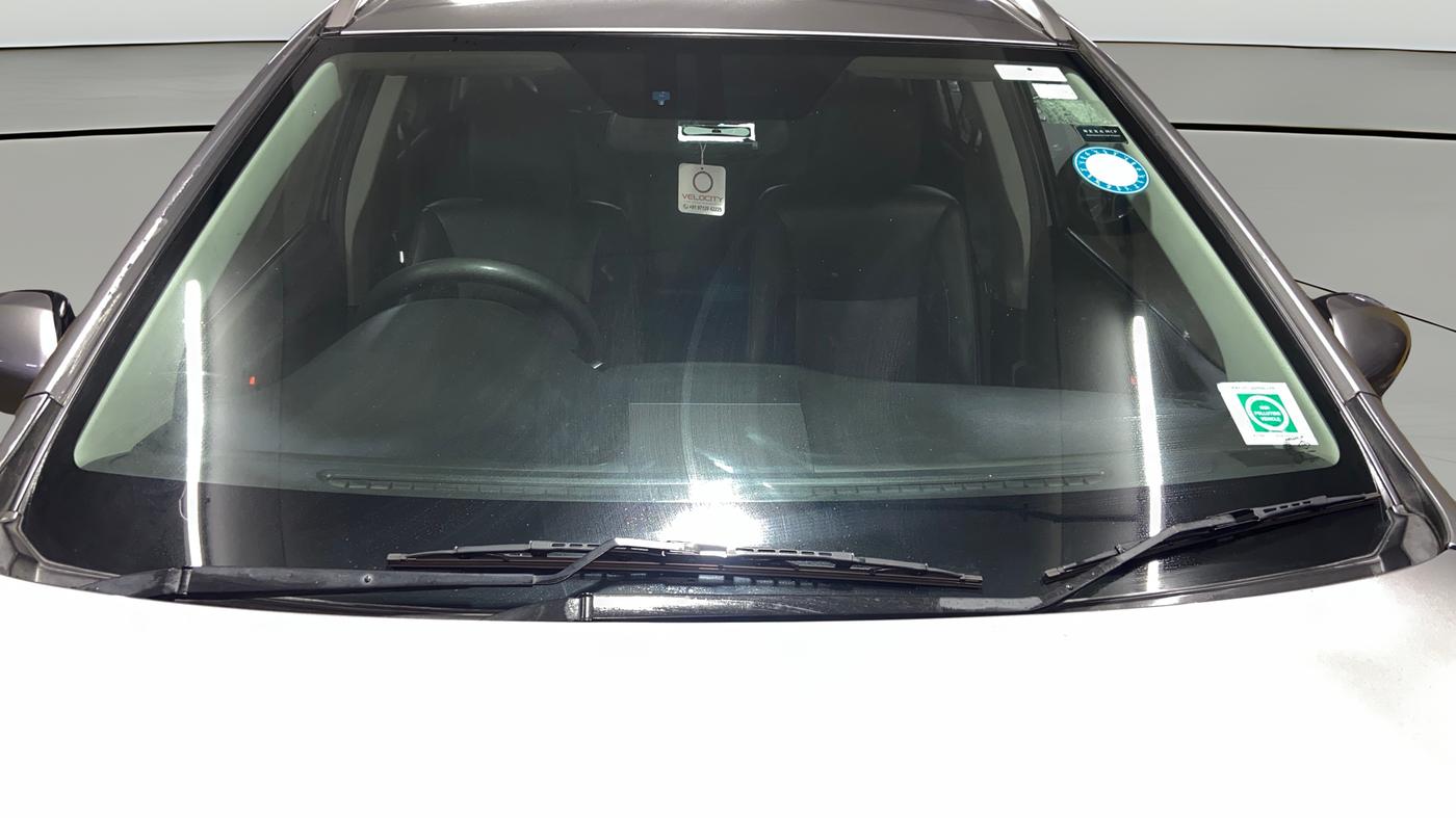 2015 Maruti S Cross ALPHA 1.6, Diesel, Manual, 1,32,030 km, Front Windshield
