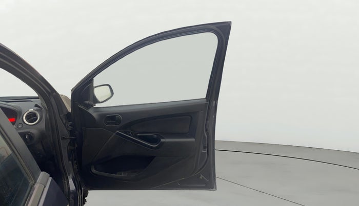 2014 Ford Figo EXI 1.2 PETROL, Petrol, Manual, 1,11,013 km, RHS Front Door