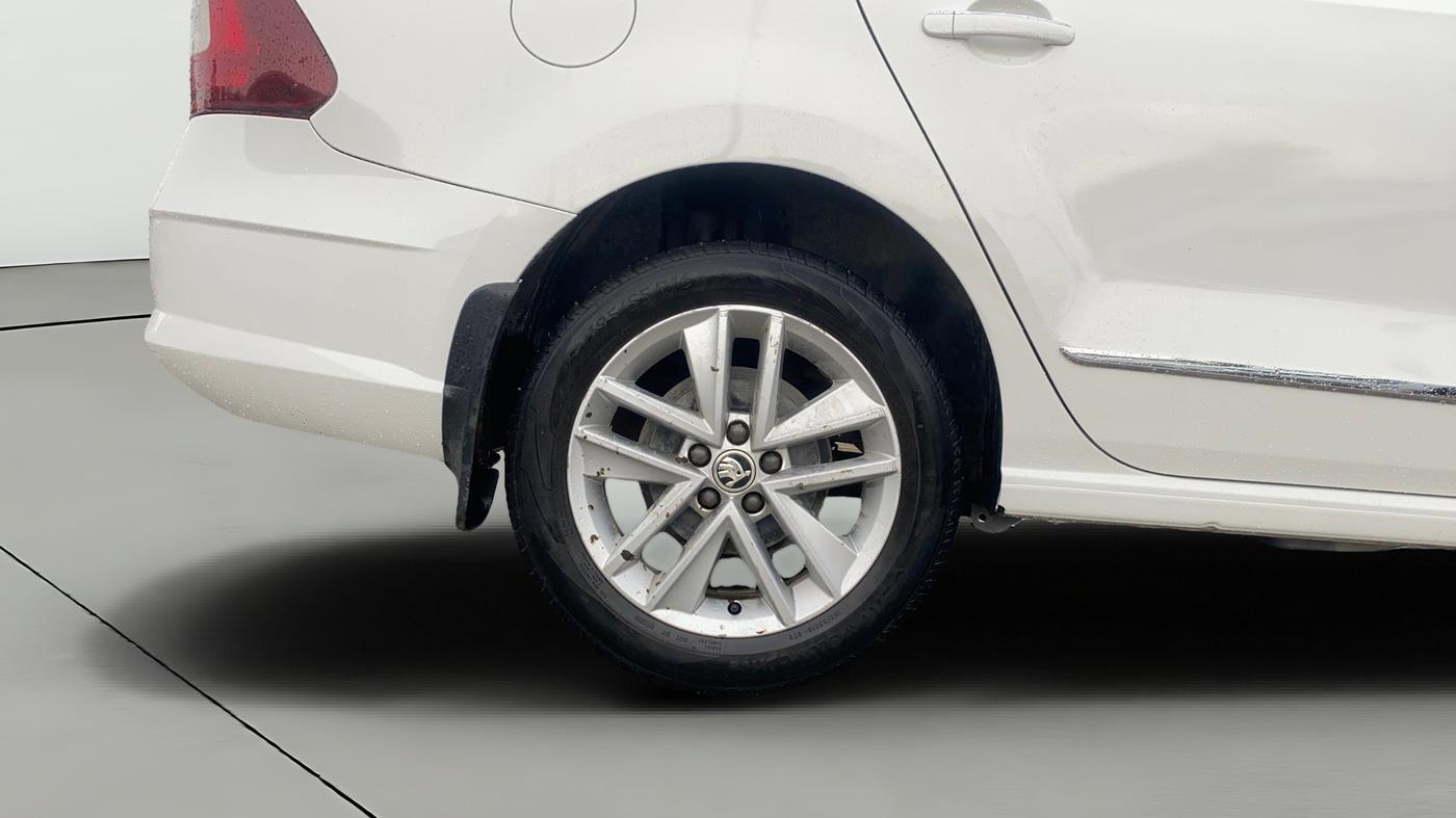 2021 Skoda Rapid STYLE TSI, Petrol, Manual, 1,00,116 km, Right Rear Wheel