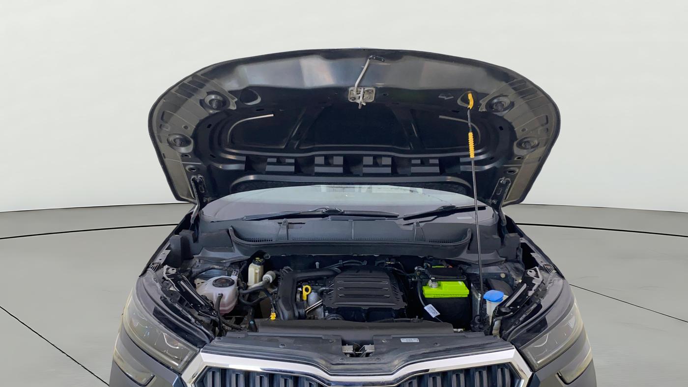 2022 Skoda KUSHAQ AMBITION 1.0L TSI AT, Petrol, Automatic, 62,833 km, Open Bonet