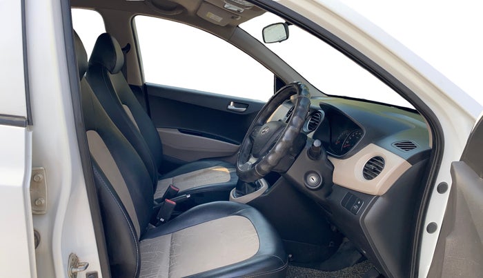 2019 Hyundai Grand i10 SPORTZ 1.2 KAPPA VTVT, Petrol, Manual, 24,267 km, Right Side Front Door Cabin