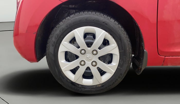 2017 Hyundai Eon SPORTZ, Petrol, Manual, 16,551 km, Left Front Wheel