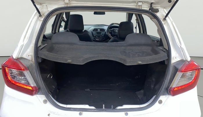 2018 Tata Tiago XZA PETROL, Petrol, Automatic, 1,14,686 km, Boot Open Zoomed View