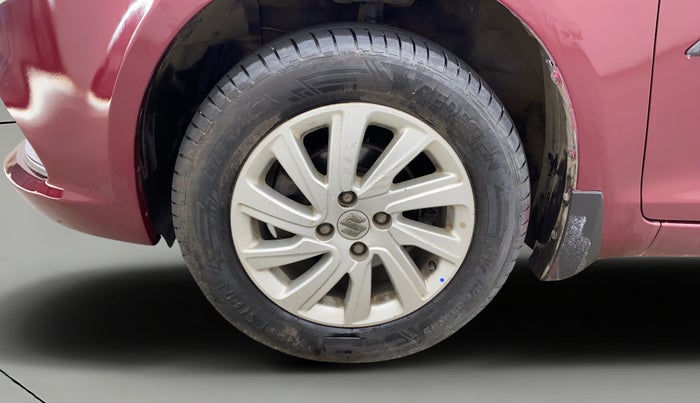 2016 Maruti Swift Dzire ZXI, Petrol, Manual, 29,557 km, Left Front Wheel