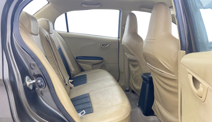 2016 Honda Amaze 1.2L I-VTEC S, Petrol, Manual, 16,362 km, Right Side Rear Door Cabin