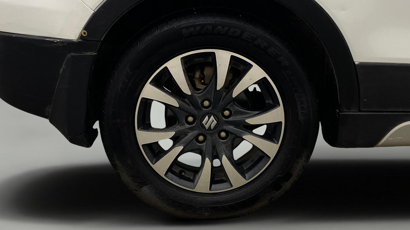 2020 Maruti S Cross ZETA 1.5, Petrol, Manual, 1,17,709 km, Right Rear Wheel