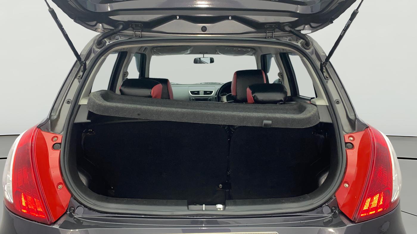 2016 Maruti Swift VXI O, Petrol, Manual, 52,601 km, Boot Open Zoomed View